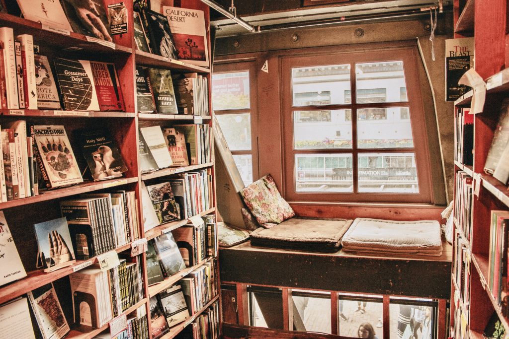 the best bookstores in seattle